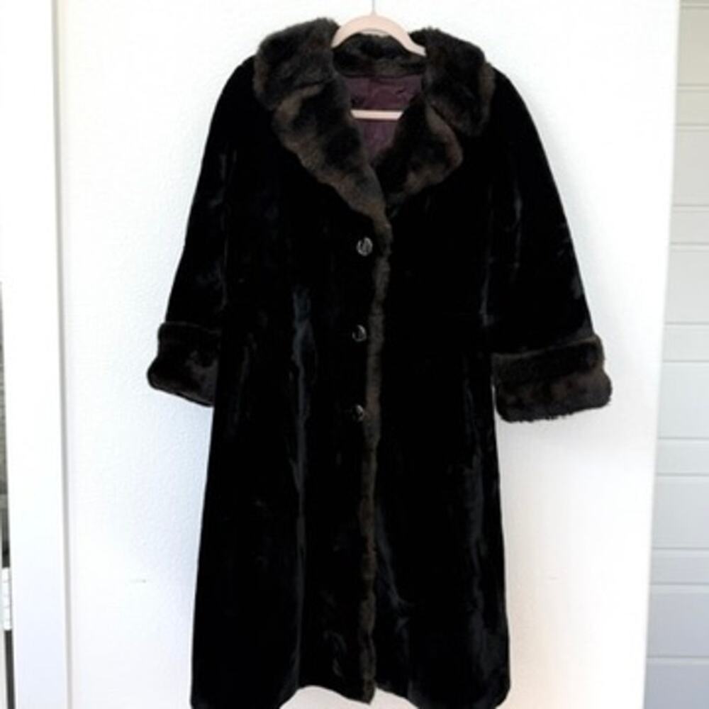 Borgazia by Russel Taylor Faux Fur Coat Black Brown Vintage‎ 60s Luxe Old Money